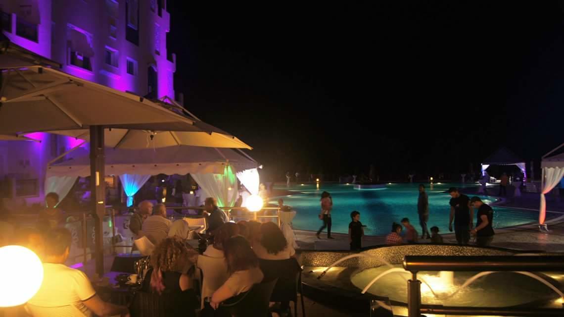 Residence Folla Suza Zewnętrze zdjęcie
